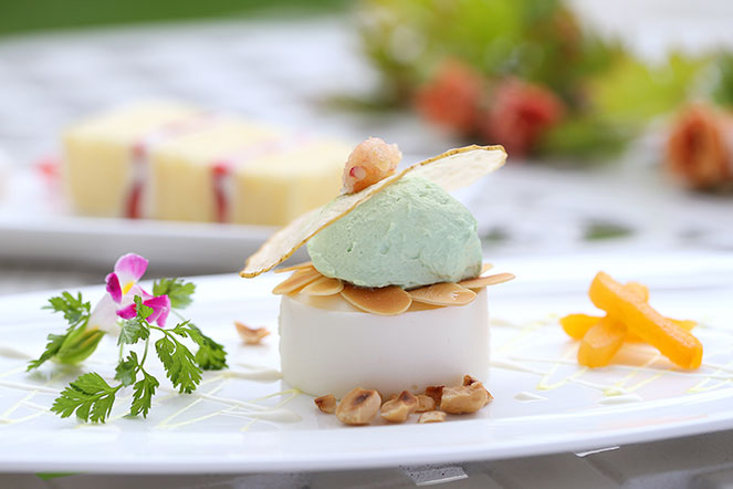 写真：ウエディングケーキ